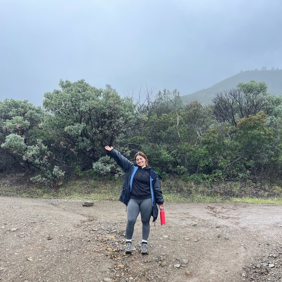 Meet your Posher, Mariah - Picture 1 of 1